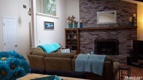 1101 Arthur St, Davis, CA 95616 photo 2