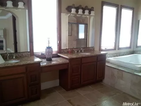 6400 Orange Hill Ln, Carmichael, CA 95608 photo 12