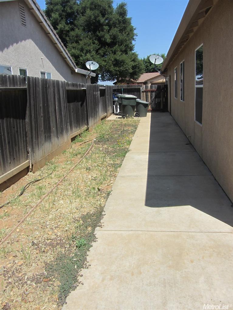 4255 Aubergine Way, Mather, CA 95655 photo 16