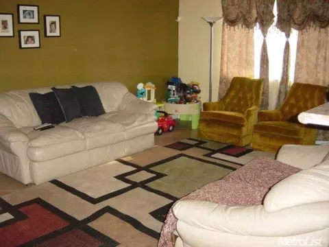 2024 Enfield Way, Modesto, CA 95355 photo 3