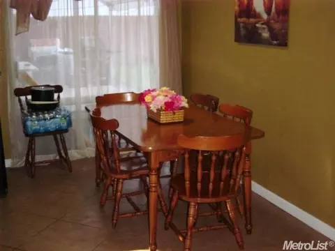 2024 Enfield Way, Modesto, CA 95355 photo 7