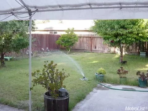 2024 Enfield Way, Modesto, CA 95355 photo 2