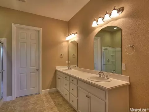 2040 State St, Turlock, CA 95380 photo 8