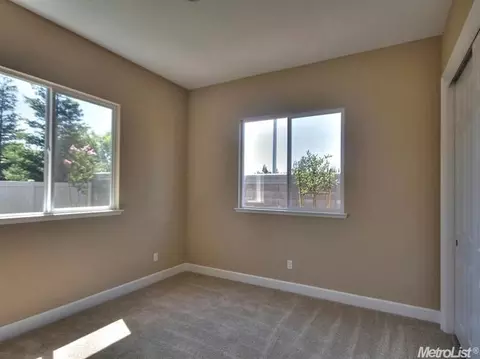 2040 State St, Turlock, CA 95380 photo 5