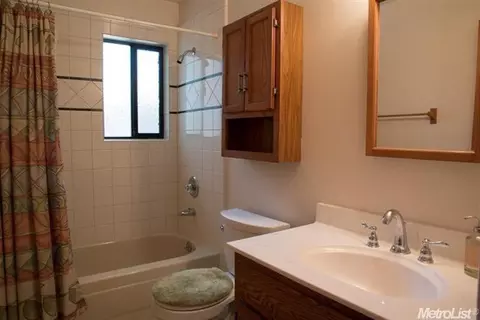 1713 Albion Pl, Davis, CA 95618 photo 5