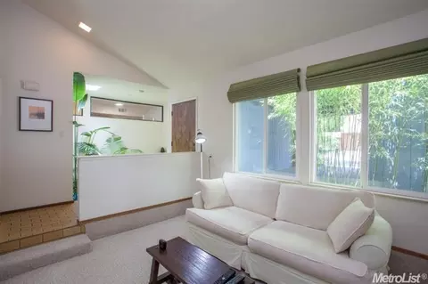 716 Bianco Ct, Davis, CA 95616 photo 2