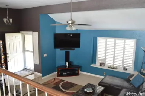 2912 Walnut Ter, Modesto, CA 95355 photo 4