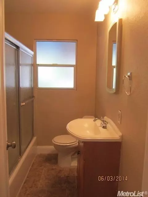 1408 Del Monte Ave, Modesto, CA 95350 photo 9