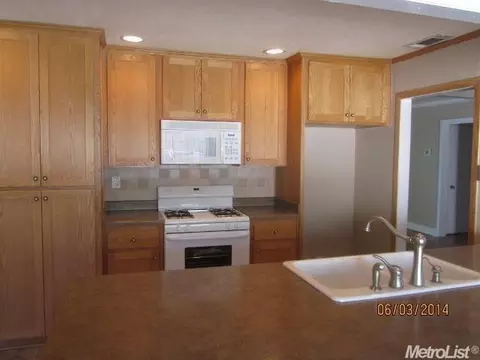 1408 Del Monte Ave, Modesto, CA 95350 photo 5