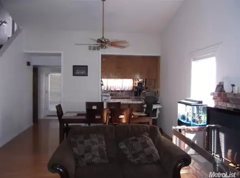 720 Exeter Ln, Turlock, CA 95380 photo 3