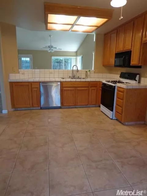 3340 Mcreynolds Ave, Modesto, CA 95355 photo 5