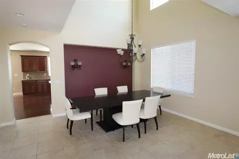 2700 Acapulco Way, Modesto, CA 95355 photo 6