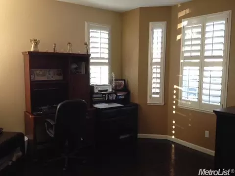 1755 Image Dr, Manteca, CA 95337 photo 3