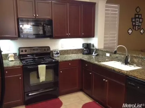 1755 Image Dr, Manteca, CA 95337 photo 4