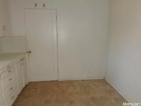 1340 Sarah Ave, Modesto, CA 95350 photo 9