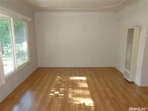 1340 Sarah Ave, Modesto, CA 95350 photo 4