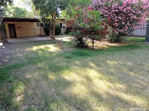 1340 Sarah Ave, Modesto, CA 95350 photo 16