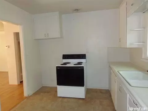 1340 Sarah Ave, Modesto, CA 95350 photo 8