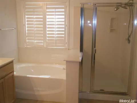 708 Eucalyptus Ave, Newman, CA 95360 photo 9