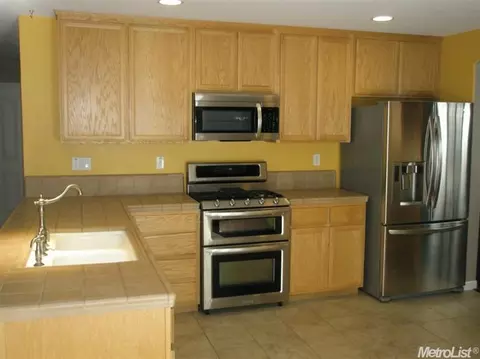 708 Eucalyptus Ave, Newman, CA 95360 photo 6