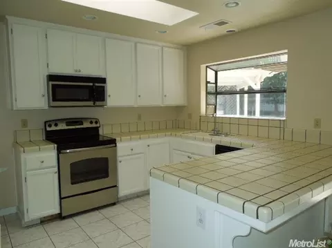 3121 Harbor Dr, Modesto, CA 95355 photo 4
