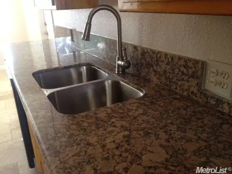 1541 Lorry Ave, Modesto, CA 95355 photo 3