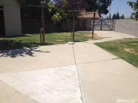 1541 Lorry Ave, Modesto, CA 95355 photo 10