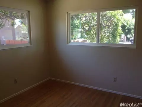 1541 Lorry Ave, Modesto, CA 95355 photo 9
