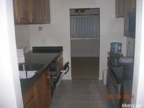 1330 Dronero Way, Tracy, CA 95376 photo 10