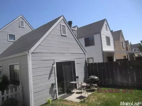 407 Golf Cir, Manteca, CA 95337 photo 3