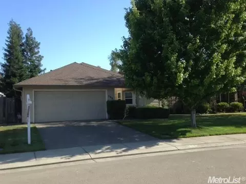 506 Swallow, Lodi, CA 95240 photo 2