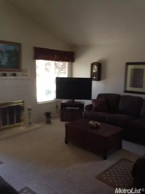 506 Swallow, Lodi, CA 95240 photo 6
