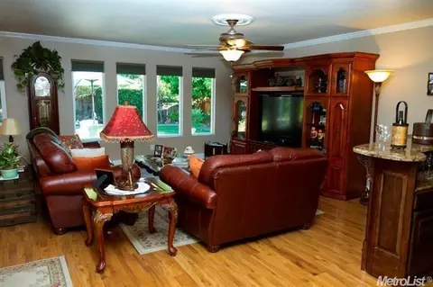 1536 De Ve Ave, Modesto, CA 95350 photo 5