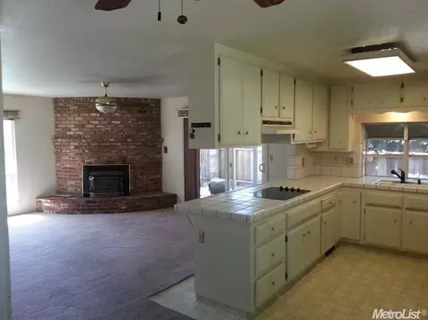 3705 Swain Dr, Modesto, CA 95356 photo 6