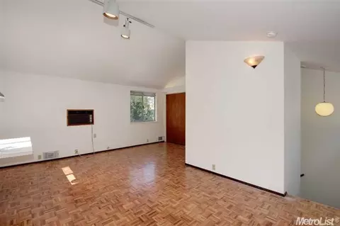 1107 Kent Dr, Davis, CA 95616 photo 12