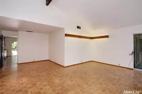 1107 Kent Dr, Davis, CA 95616 photo 5