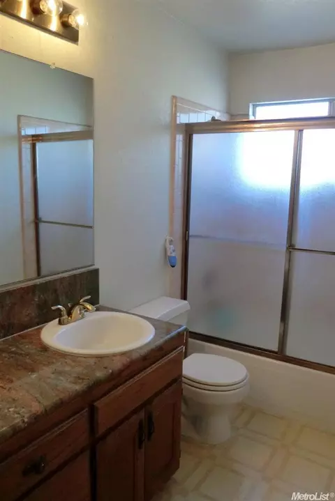 1675 Stanley Dr, Ripon, CA 95366 photo 16