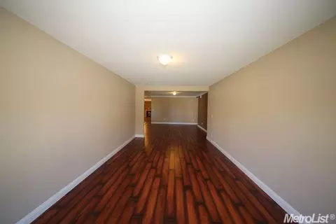 1720 Ruth Dr, Ripon, CA 95366 photo 3