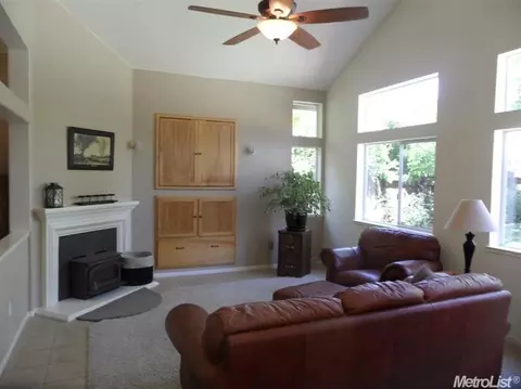 4205 Vistosa St, Davis, CA 95618 photo 4