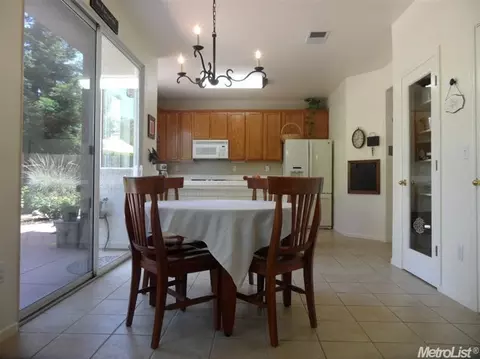 4205 Vistosa St, Davis, CA 95618 photo 8