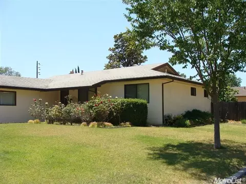 1427 Nutmeg Ln, Davis, CA 95618 photo 1