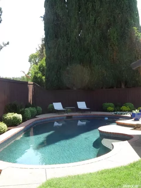5916 Adana Cir, Carmichael, CA 95608 photo 24