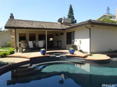 5916 Adana Cir, Carmichael, CA 95608 photo 23