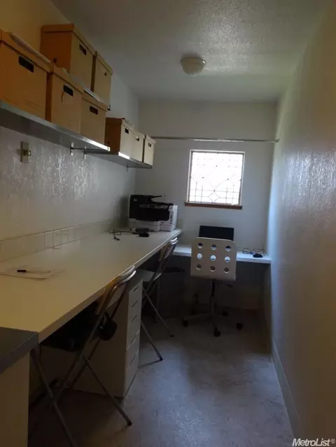 5916 Adana Cir, Carmichael, CA 95608 photo 11