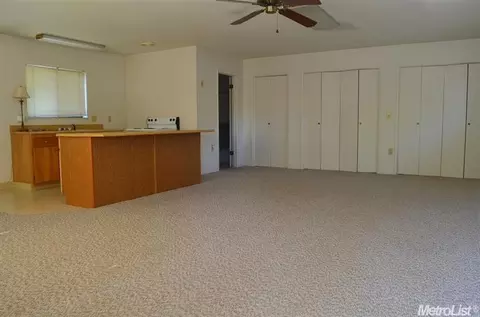 1027 Wellesley Ave, Modesto, CA 95350 photo 16