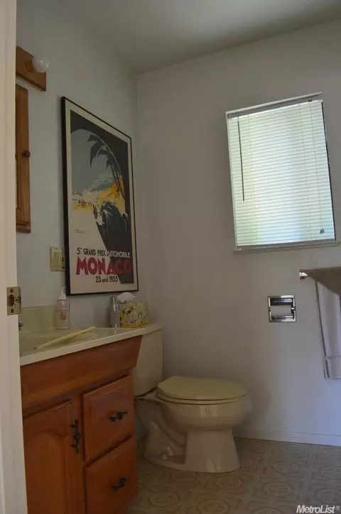 1027 Wellesley Ave, Modesto, CA 95350 photo 17