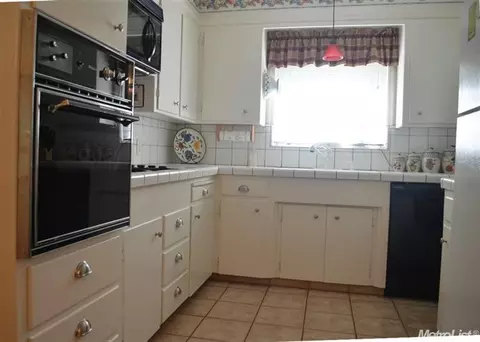 1027 Wellesley Ave, Modesto, CA 95350 photo 3