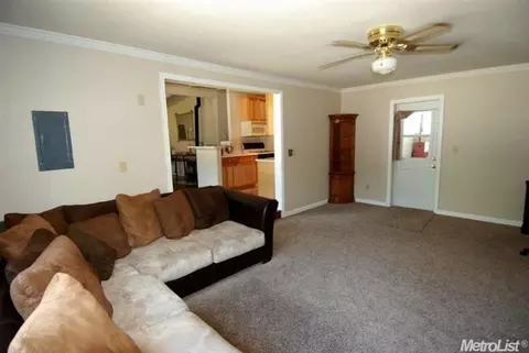 2815 Morrene Dr, Placerville, CA 95667 photo 2