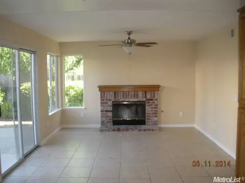 8434 Leaning Tree Ct, Antelope, CA 95843 photo 5
