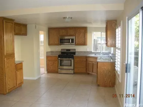 8434 Leaning Tree Ct, Antelope, CA 95843 photo 7